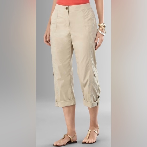 Chico's Pants - CHICOS Khaki Tan Lightweight Cargo Capri Pants Size 0 / US Size 4 EUC